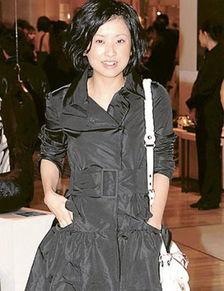 徐濠萦资料,时尚辣妈的时尚传奇与人生轨迹