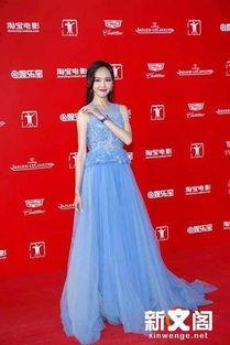 唐嫣礼服照片